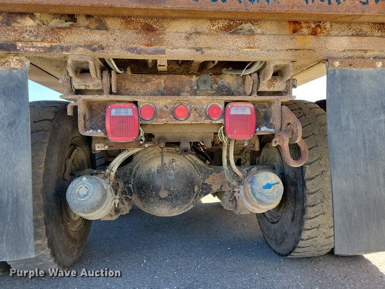 image for item KW9498 2004 Sterling L8500  dump truck