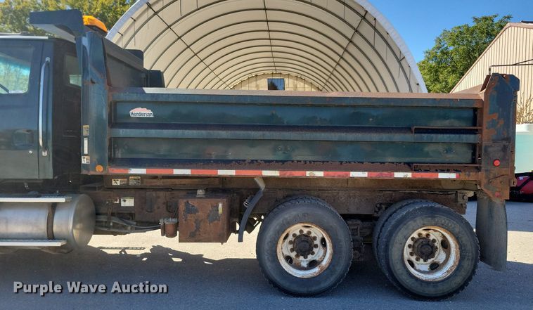 image for item KW9498 2004 Sterling L8500  dump truck