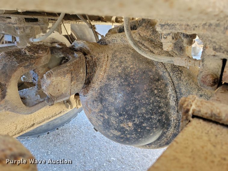 image for item KW9498 2004 Sterling L8500  dump truck