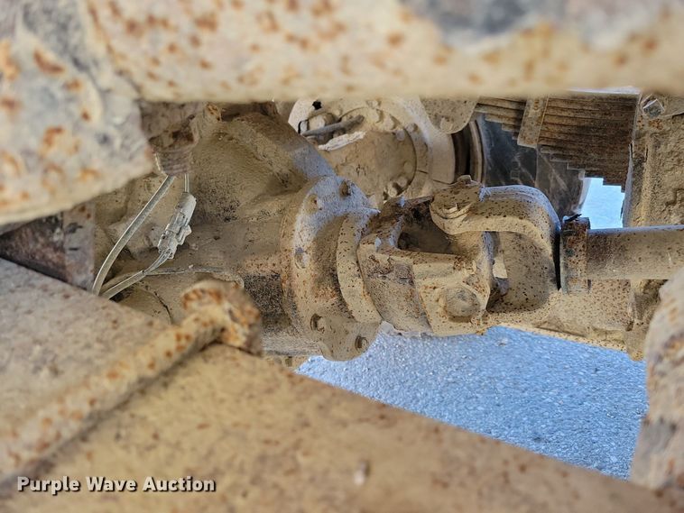 image for item KW9498 2004 Sterling L8500  dump truck