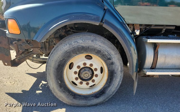 image for item KW9498 2004 Sterling L8500  dump truck