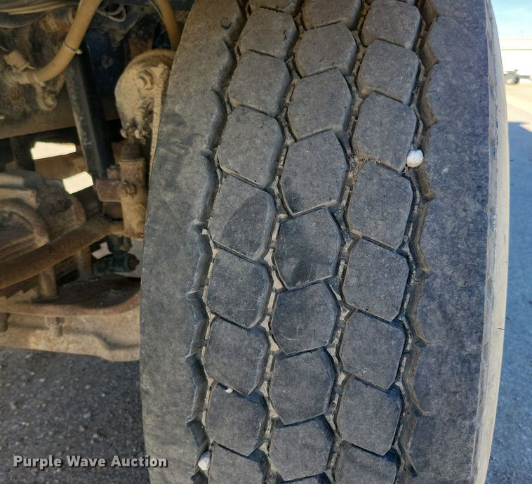 image for item KW9498 2004 Sterling L8500  dump truck