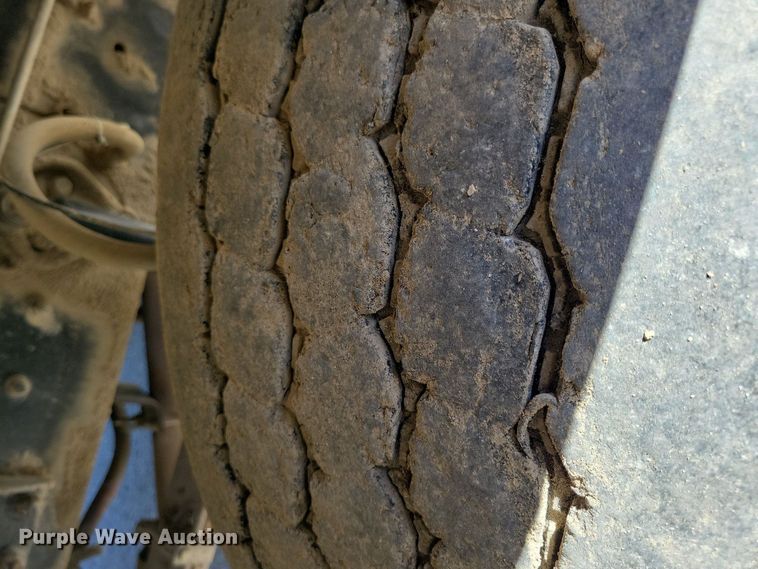 image for item KW9498 2004 Sterling L8500  dump truck