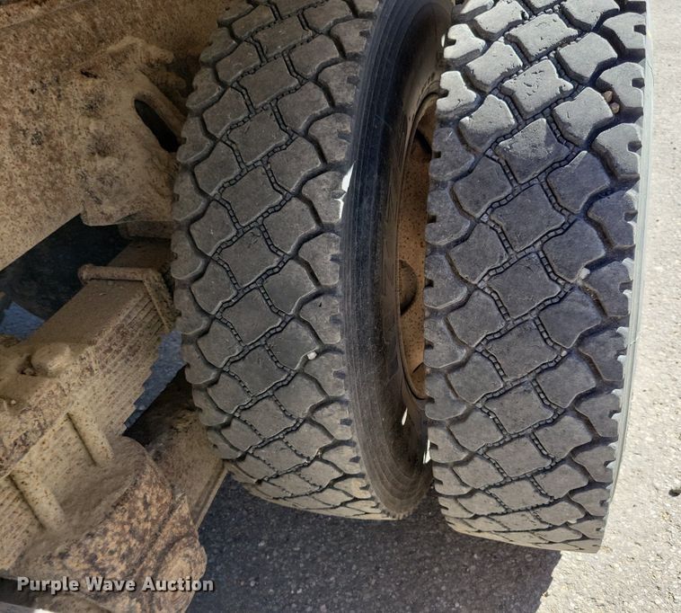 image for item KW9498 2004 Sterling L8500  dump truck