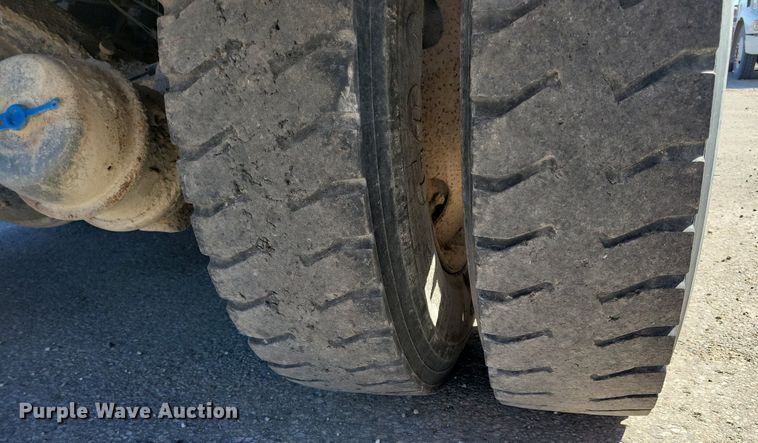 image for item KW9498 2004 Sterling L8500  dump truck