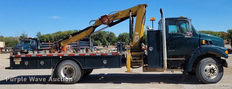 image for item KW9499 2000 Sterling L7500  crane truck