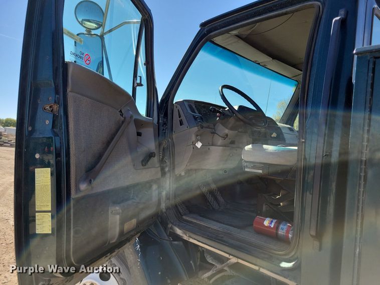 image for item KW9499 2000 Sterling L7500  crane truck