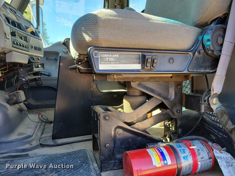 image for item KW9499 2000 Sterling L7500  crane truck