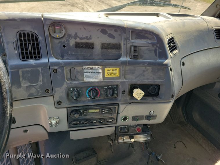 image for item KW9499 2000 Sterling L7500  crane truck