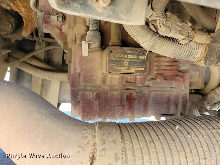 image for item KW9499 2000 Sterling L7500  crane truck