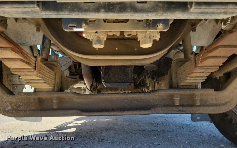 image for item KW9499 2000 Sterling L7500  crane truck