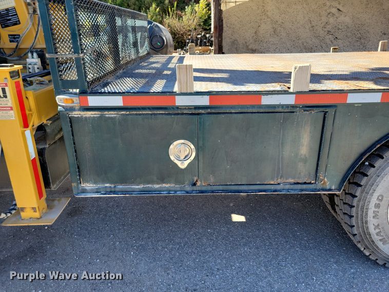 image for item KW9499 2000 Sterling L7500  crane truck