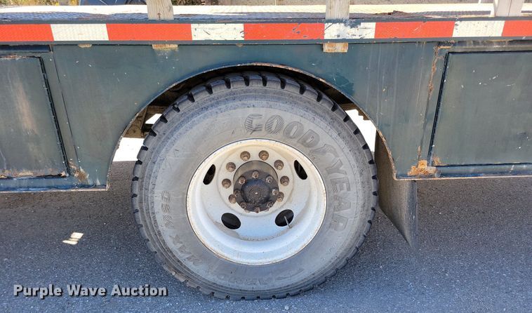 image for item KW9499 2000 Sterling L7500  crane truck