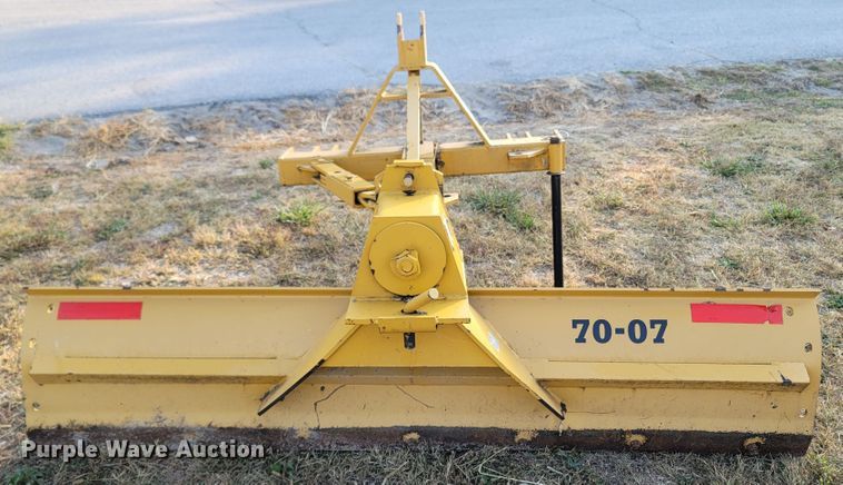 image for item LN9643 2012 Bush Hog 7007  blade