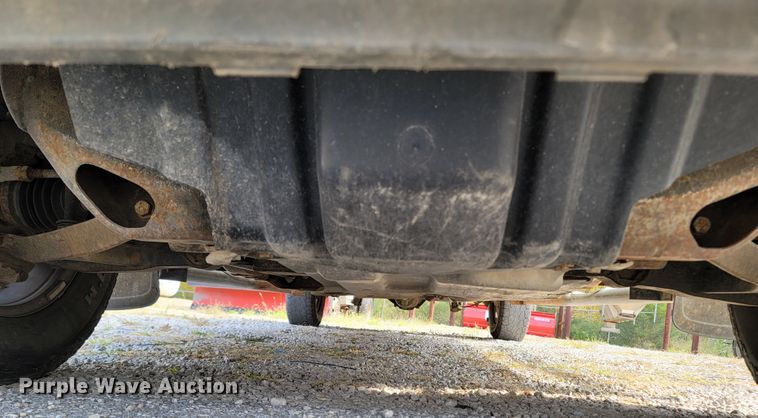 image for item LN9653 2004 GMC Sierra 1500  Ext. Cab pickup truck