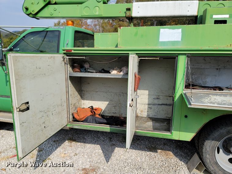 image for item LN9654 1994 Chevrolet 3500HD  bucket truck