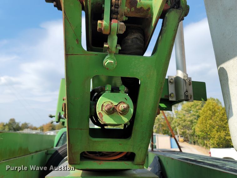 image for item LN9654 1994 Chevrolet 3500HD  bucket truck