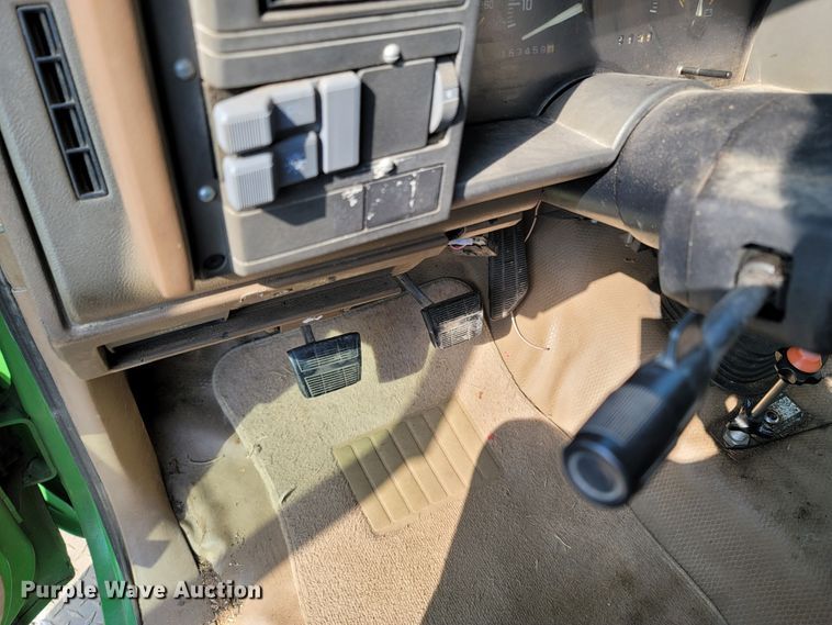 image for item LN9654 1994 Chevrolet 3500HD  bucket truck