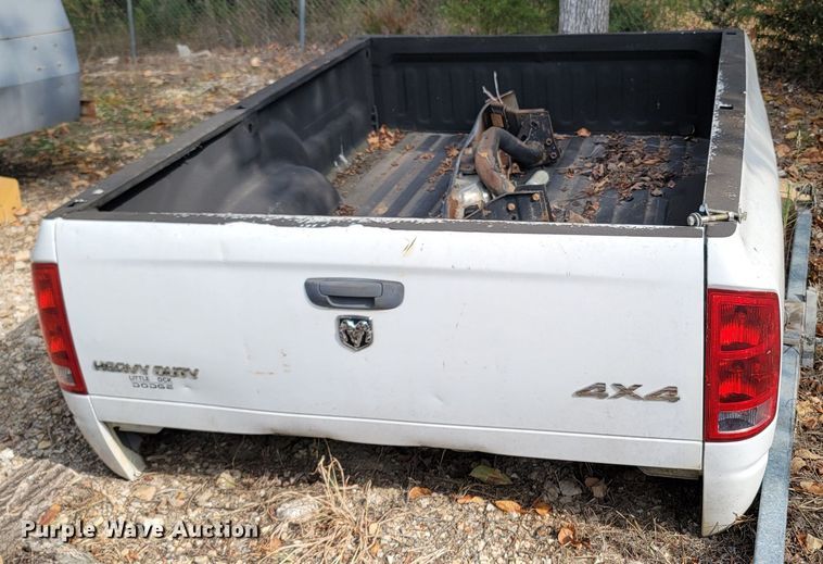 image for item LN9655 Dodge Ram 2500  pickup bed