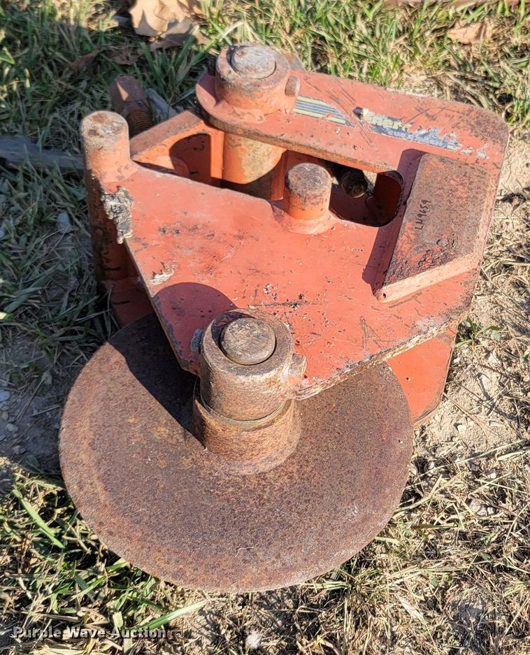 image for item LN9659 (2) backhoe attachments