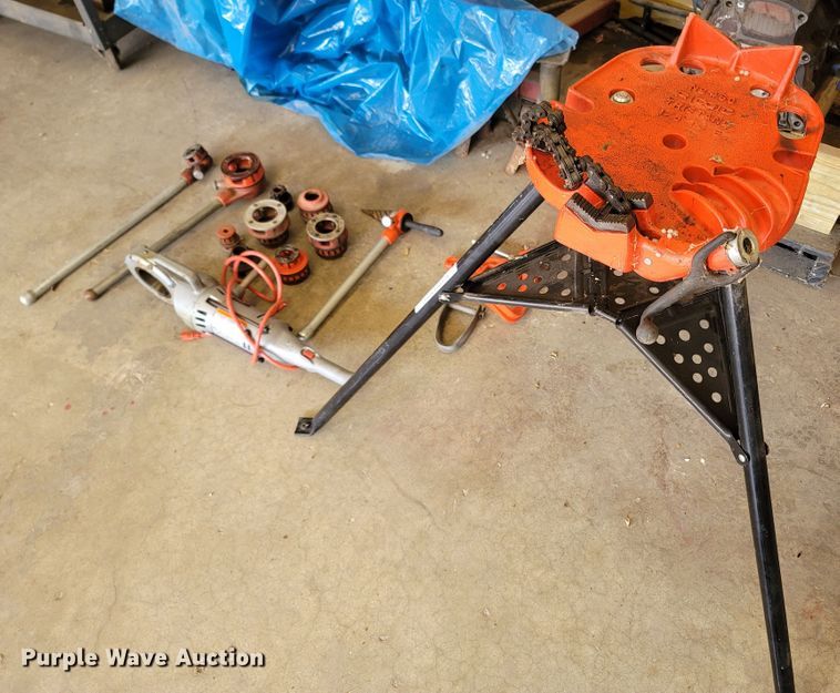 image for item LN9660 Ridgid 700  pipe threader