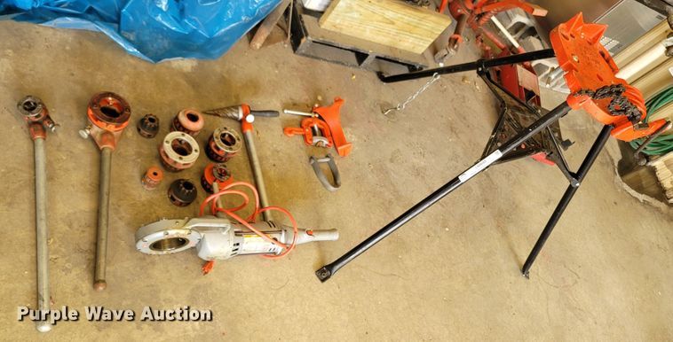 image for item LN9660 Ridgid 700  pipe threader