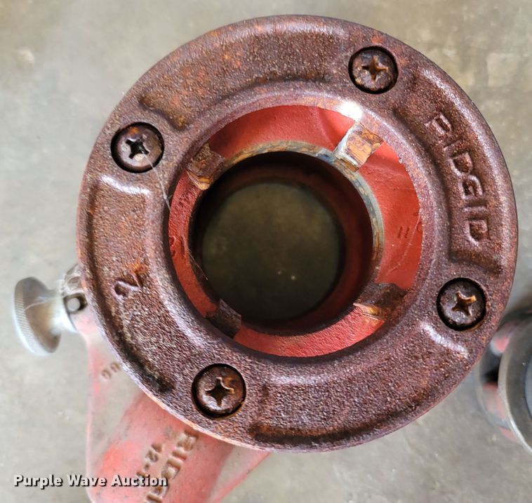 image for item LN9660 Ridgid 700  pipe threader