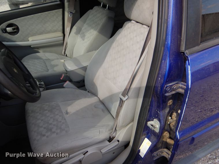 image for item LU9613 2006 Chevrolet Equinox LT  SUV