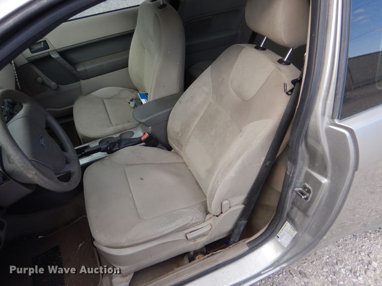 image for item LU9614 2008 Ford Focus SE