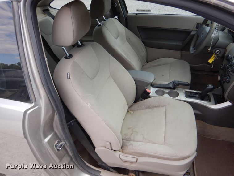 image for item LU9614 2008 Ford Focus SE