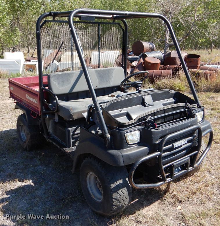 image for item LU9650 2004 Kawasaki Mule 3010 KAF620E  utility vehicle