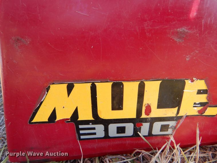 image for item LU9650 2004 Kawasaki Mule 3010 KAF620E  utility vehicle