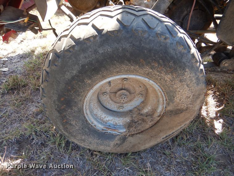 image for item LU9650 2004 Kawasaki Mule 3010 KAF620E  utility vehicle