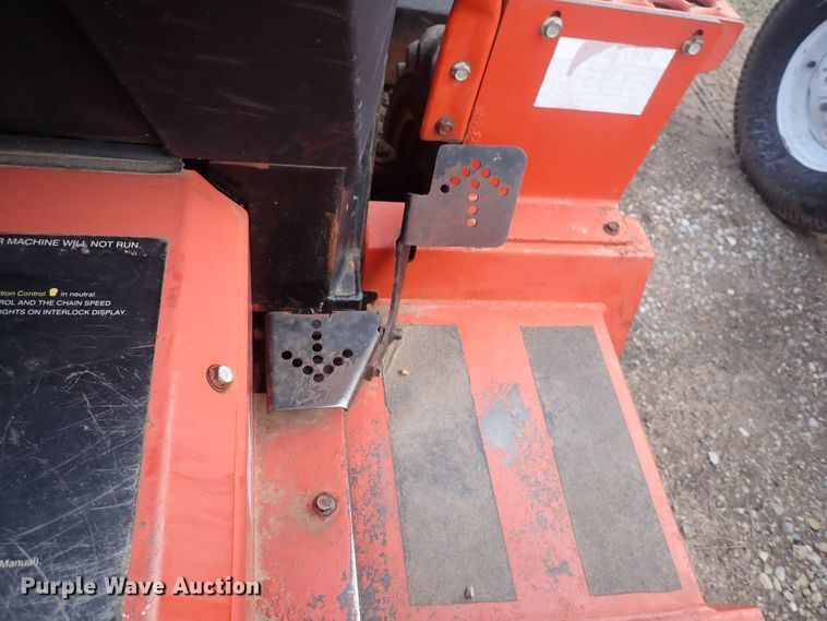 image for item MA9695 2006 Ditch Witch RT40  trencher