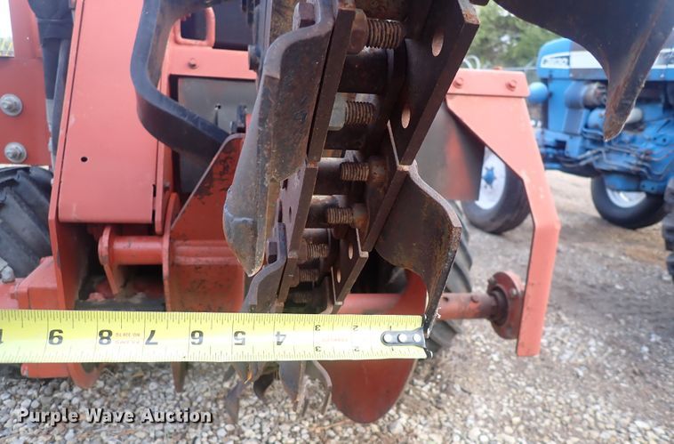image for item MA9695 2006 Ditch Witch RT40  trencher