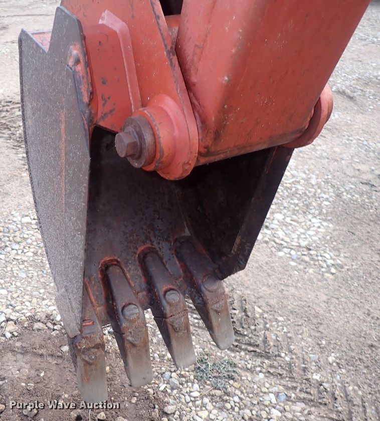 image for item MA9695 2006 Ditch Witch RT40  trencher