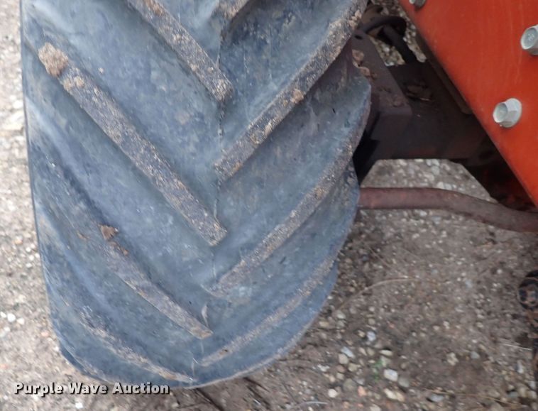 image for item MA9695 2006 Ditch Witch RT40  trencher