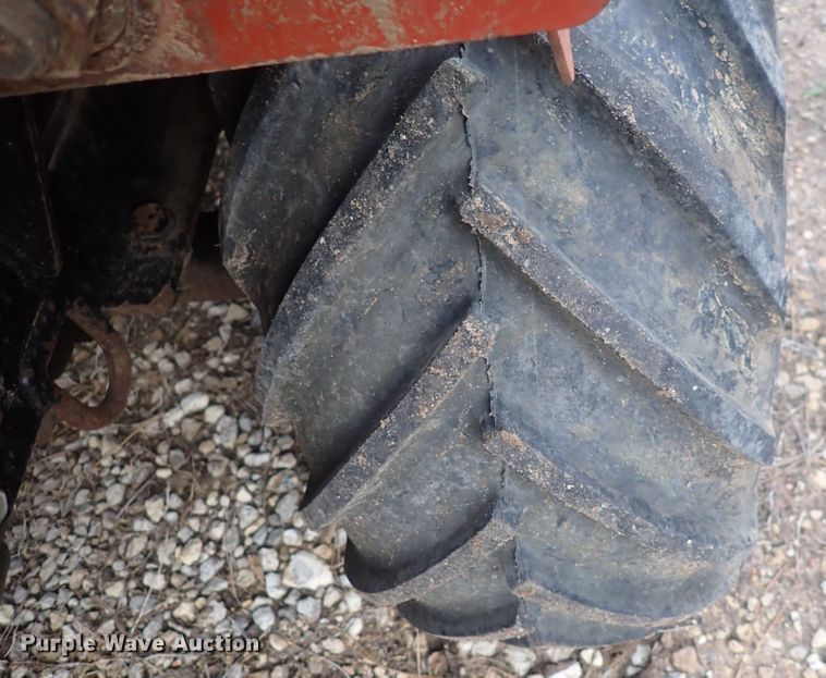 image for item MA9695 2006 Ditch Witch RT40  trencher