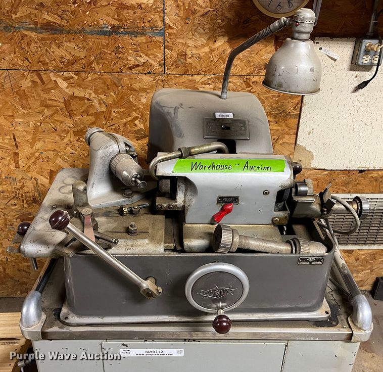 Albertson valve face grinding machine in Hutchinson, KS Item MA9712