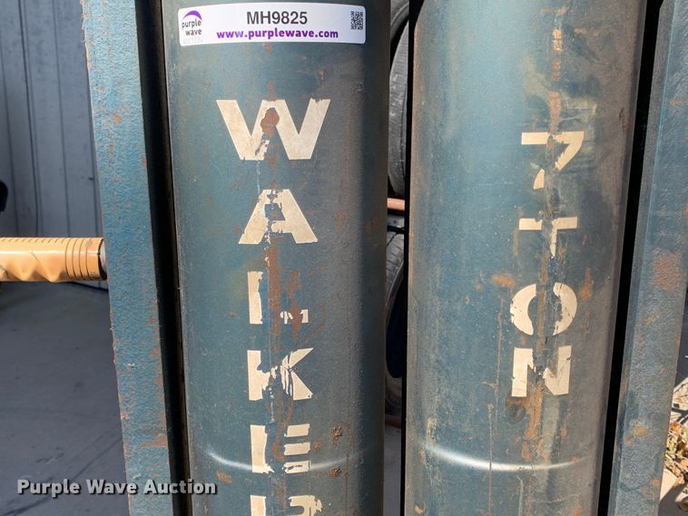 image for item MH9825 Walker  bumper jack