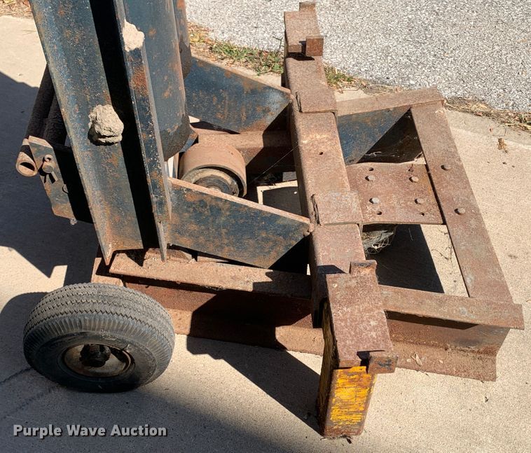 image for item MH9825 Walker  bumper jack