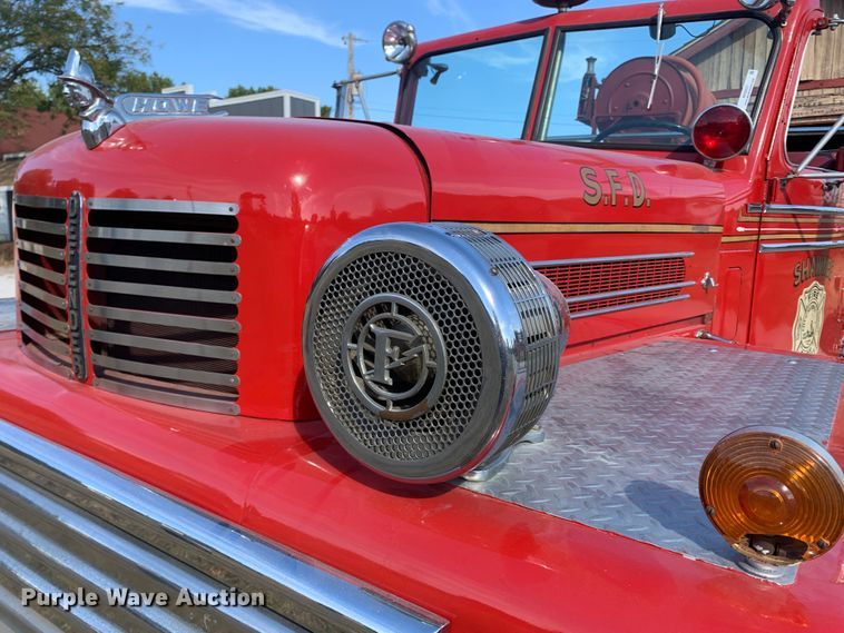 image for item MH9827 1955 Howe Defender HR-73  pumper fire truck