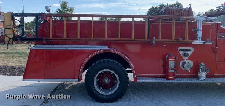 image for item MH9827 1955 Howe Defender HR-73  pumper fire truck