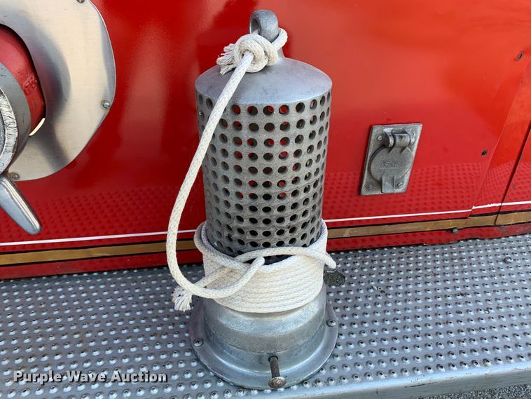 image for item MH9827 1955 Howe Defender HR-73  pumper fire truck