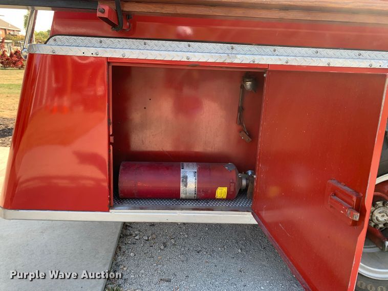 image for item MH9827 1955 Howe Defender HR-73  pumper fire truck