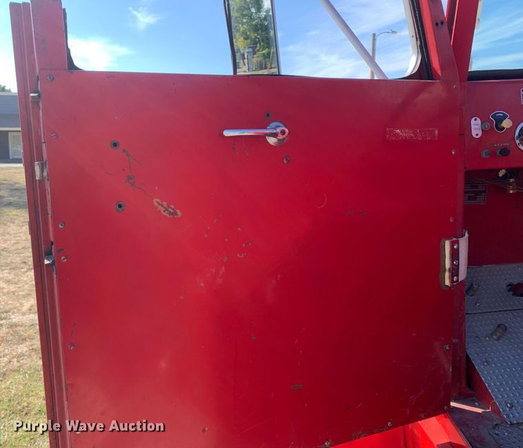 image for item MH9827 1955 Howe Defender HR-73  pumper fire truck