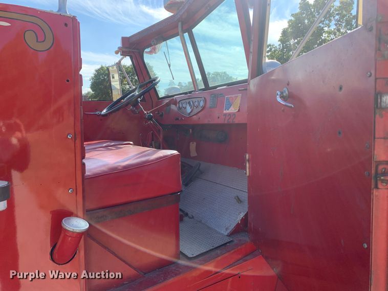 image for item MH9827 1955 Howe Defender HR-73  pumper fire truck