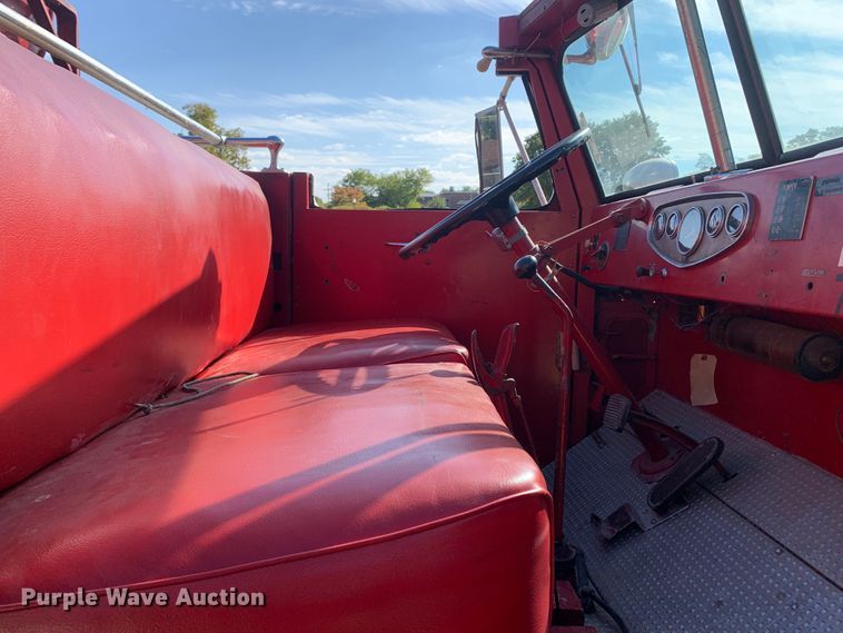 image for item MH9827 1955 Howe Defender HR-73  pumper fire truck