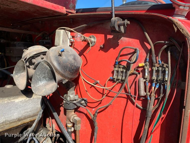 image for item MH9827 1955 Howe Defender HR-73  pumper fire truck