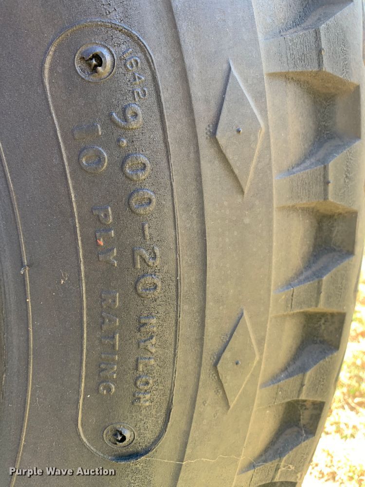 image for item MH9827 1955 Howe Defender HR-73  pumper fire truck